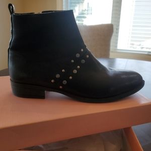 *** SOLD*** Eric Michael Studded Black Boots